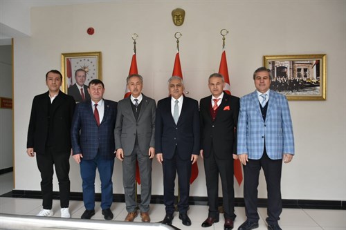 Bürokrat Ankaralılar Derneği Başkanı , Başkan Yardımcısı, Eğitim Bilim Uzmanı  ve Avukat'ın makam ziyareti.